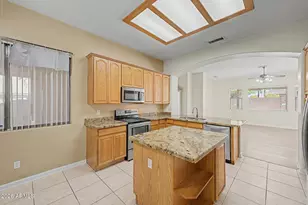 16775 W Ipswitch Way, Surprise, AZ 85374 - Photo 11