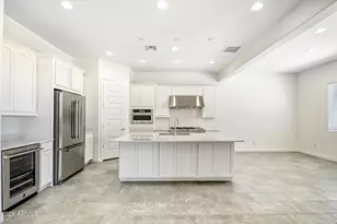 25137 N 177th Ave, Surprise, AZ 85387 - Photo 3