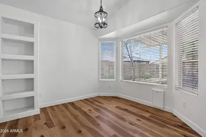 12410 W Roanoke Avenue, Avondale, AZ 85392 - Photo 11