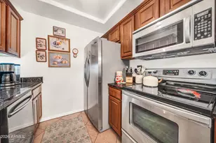 2121 W Royal Palm Rd, Phoenix, AZ 85021 - Photo 7