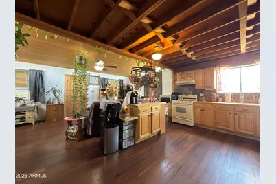 21750 Ranch Road, Seligman, AZ 86337 - Photo 9