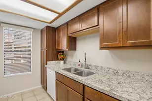 1125 E Broadway Rd, Tempe, AZ 85282 - Photo 13
