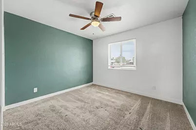 5201 W Wilshire Drive, Phoenix, AZ 85035 - Photo 11