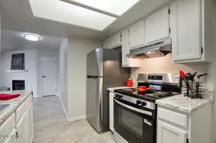 2020 W Union Hills Dr, Phoenix, AZ 85027 - Photo 17