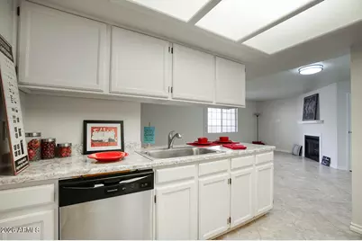 2020 W Union Hills Drive #114, Phoenix, AZ 85027 - Photo 15