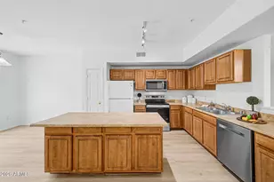 18250 N Cave Creek Rd, Phoenix, AZ 85032 - Photo 17
