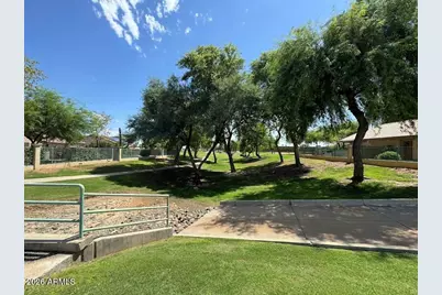 17701 N Woodrose Avenue, Surprise, AZ 85374 - Photo 23