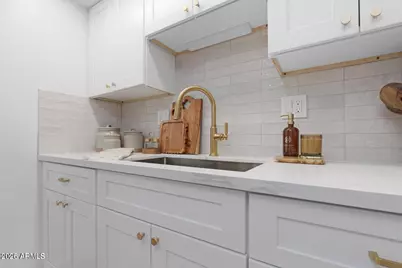 13231 N 98th Avenue #F, Sun City, AZ 85351 - Photo 7