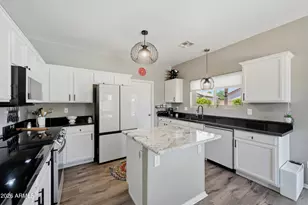 7988 W Sanna St, Peoria, AZ 85345 - Photo 3
