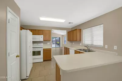 12531 W Mauna Loa Lane, El Mirage, AZ 85335 - Photo 9