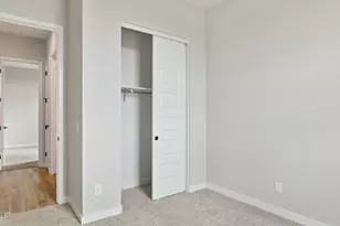 2534 W Satinwood Dr, Phoenix, AZ 85045 - Photo 9
