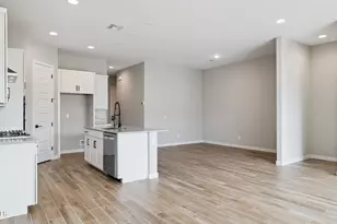 2534 W Satinwood Dr, Phoenix, AZ 85045 - Photo 31