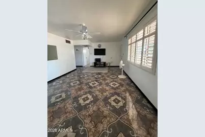 8619 N 30th Drive, Phoenix, AZ 85051 - Photo 7