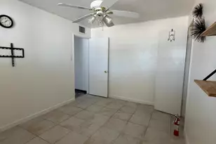 8619 N 30th Dr, Phoenix, AZ 85051 - Photo 15