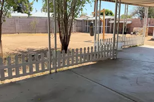 8619 N 30th Dr, Phoenix, AZ 85051 - Photo 17