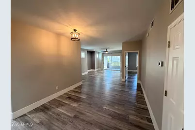 7401 W Arrowhead Clubhouse Drive #1040, Glendale, AZ 85308 - Photo 5