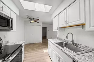 317 W Hononegh Dr, Phoenix, AZ 85027 - Photo 15