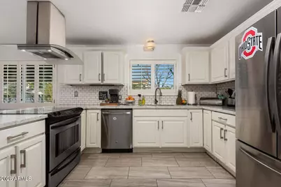 6643 N 7th Drive, Phoenix, AZ 85013 - Photo 11