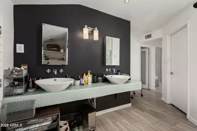 6643 N 7th Drive, Phoenix, AZ 85013 - Photo 19