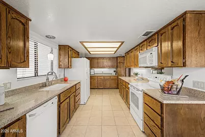 9337 N 111th Drive, Sun City, AZ 85351 - Photo 3