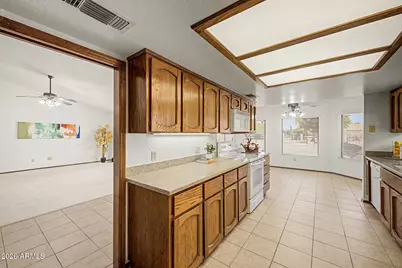9337 N 111th Drive, Sun City, AZ 85351 - Photo 17