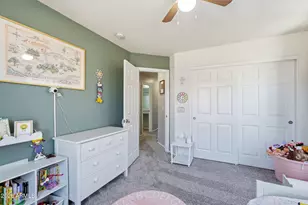 1072 S Cheshire Ln, Gilbert, AZ 85296 - Photo 21