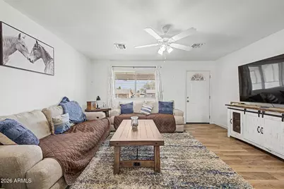 601 E Euclid Avenue, Phoenix, AZ 85042 - Photo 11