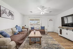 601 E Euclid Ave, Phoenix, AZ 85042 - Photo 11