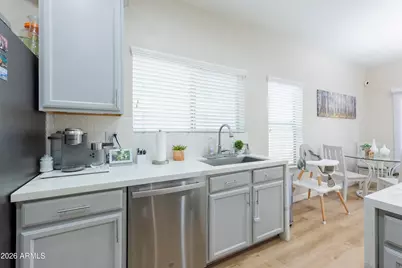 9510 N 82nd Lane, Peoria, AZ 85345 - Photo 13