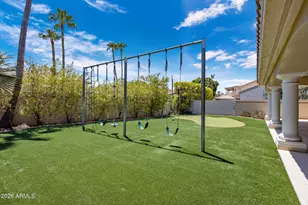 1431 W Caribbean Ln, Phoenix, AZ 85023 - Photo 37