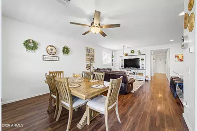 18146 W Robin Lane, Surprise, AZ 85387 - Photo 9