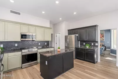 1602 E Commerce Avenue, Gilbert, AZ 85234 - Photo 17