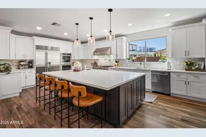 22415 N 63rd Drive, Glendale, AZ 85310 - Photo 11