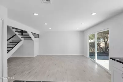 4505 W North Lane, Glendale, AZ 85302 - Photo 17