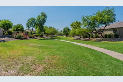 18668 N Jameson Drive, Maricopa, AZ 85138 - Photo 39