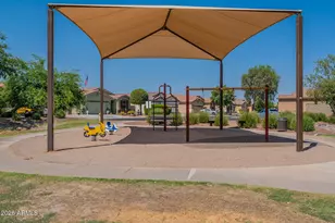 18668 N Jameson Dr, Maricopa, AZ 85138 - Photo 35