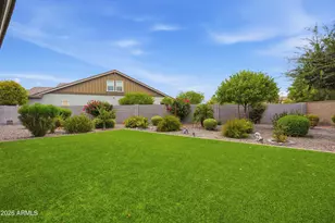 18668 N Jameson Dr, Maricopa, AZ 85138 - Photo 31