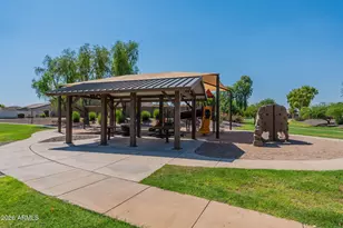 18668 N Jameson Dr, Maricopa, AZ 85138 - Photo 37