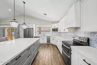 517 E Merrill Avenue, Gilbert, AZ 85234 - Photo 17