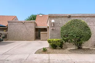 4105 E Larkspur Dr, Phoenix, AZ 85032 - Photo 27