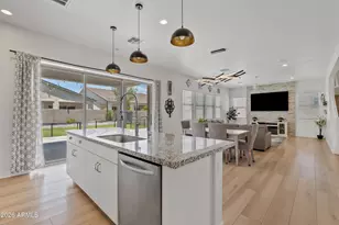 10204 E Thunderbolt Ave, Mesa, AZ 85212 - Photo 3