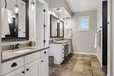 2905 E Los Gatos Drive, Phoenix, AZ 85050 - Photo 29