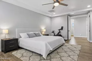 2905 E Los Gatos Dr, Phoenix, AZ 85050 - Photo 27