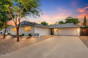 8219 E Valley View Rd, Scottsdale, AZ 85250 - Photo 1