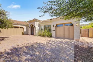 2923 E Constance Wy, Phoenix, AZ 85042 - Photo 1
