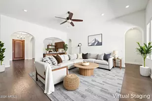 2923 E Constance Wy, Phoenix, AZ 85042 - Photo 3