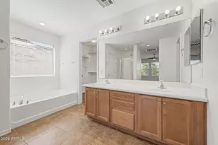 10397 W Foothill Dr, Peoria, AZ 85383 - Photo 23