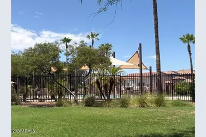 17549 W Pinnacle Vista Drive, Surprise, AZ 85387 - Photo 41