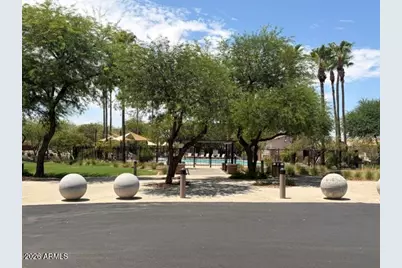 17549 W Pinnacle Vista Drive, Surprise, AZ 85387 - Photo 39
