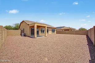 17549 W Pinnacle Vis Dr, Surprise, AZ 85387 - Photo 31